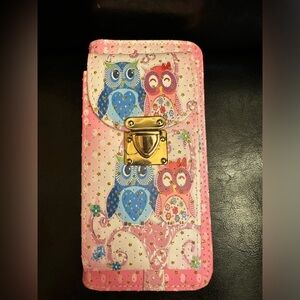 NEW Wallet/Cell Phone Wristlet White & Pink with Multi-colored OWL!🦉